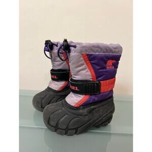 Sorel Flurry youth snow boots size 7 toddler waterproof insulated snow winter